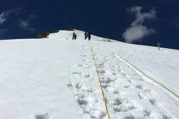 NOMADIC TRAILS